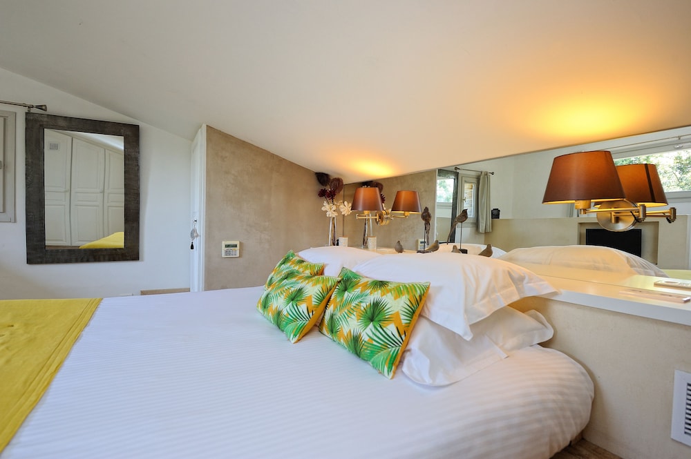 Comfort Duplex, Garden View
