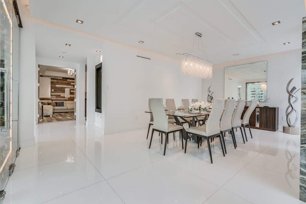 Modern Waterfront Mansion in the Heart of Las Olas Minutes From the Beach, Bilde 54