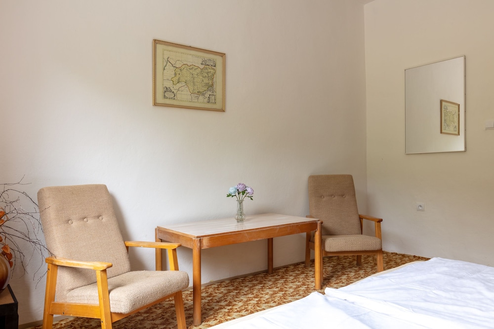 Design Double Room, Valley View photo 2