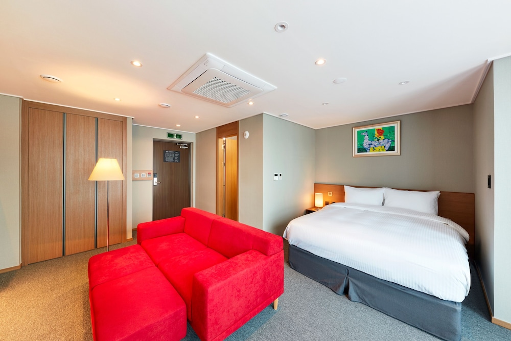 Deluxe Room, 1 Double Bed - Photo 4