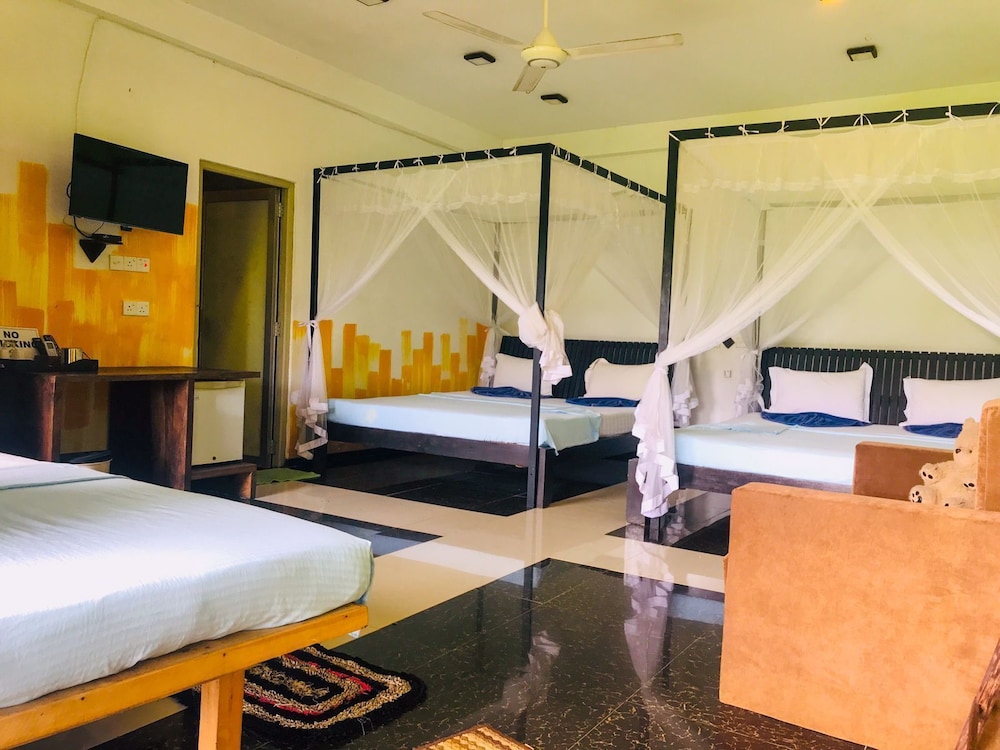 Superior Family Rooms With Rice Field View & A Pool photo 2