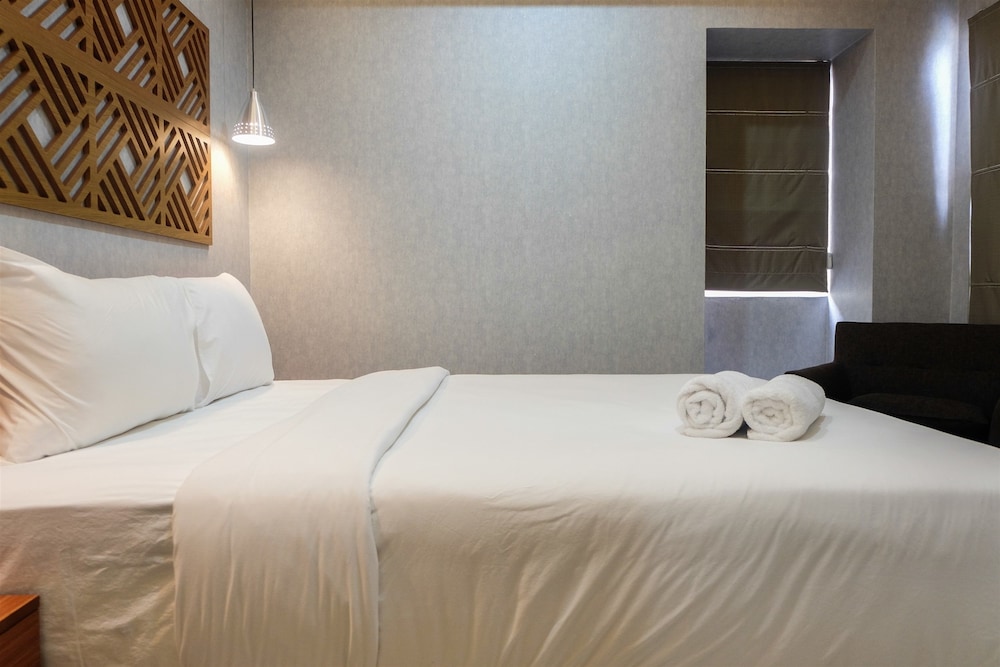 Room - Photo 23