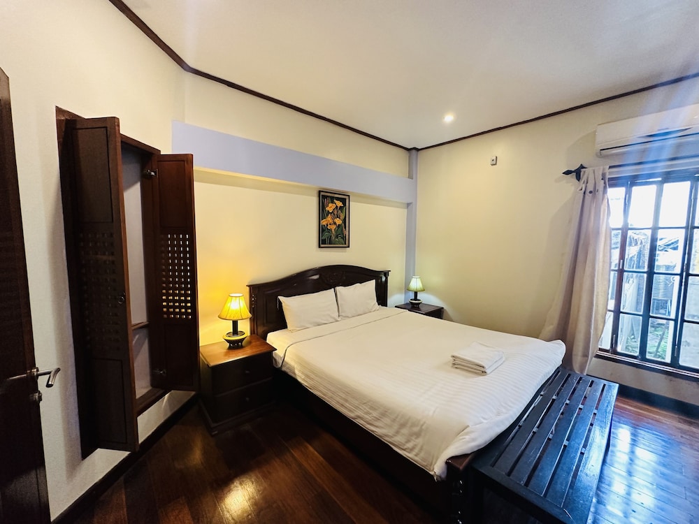 Deluxe Double Room - Photo 23