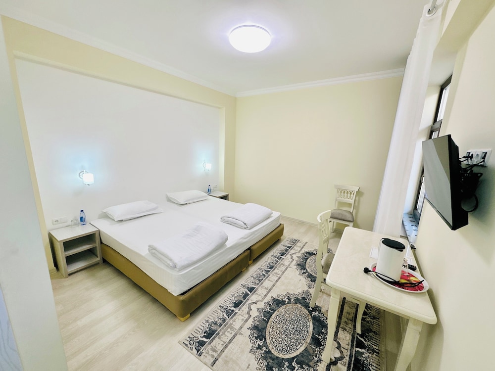 Superior Double or Twin Room photo 1