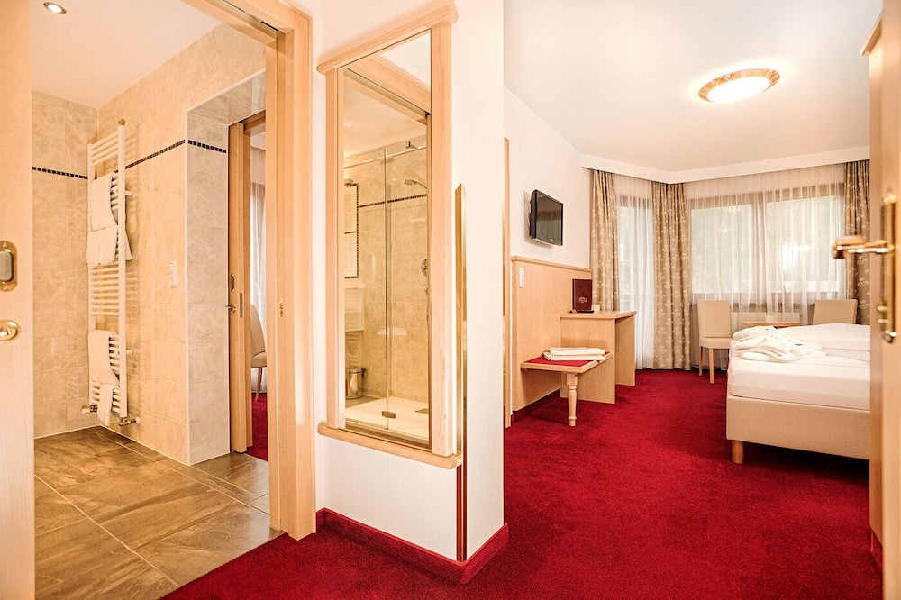 Comfort Family Suite, Balcony (4) photo 2