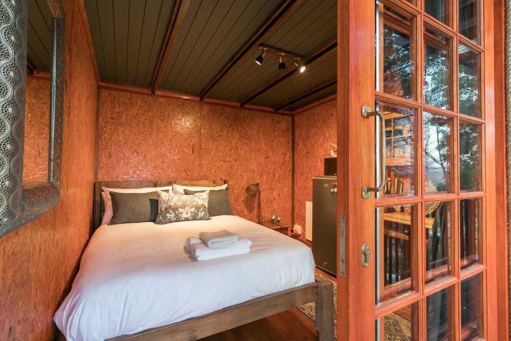 Exclusive Tree House, 1 Double Bed, Lagoon View (3)