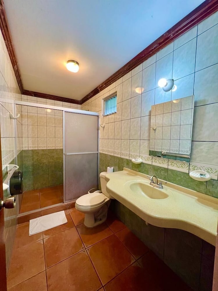 Standard Quadruple Room photo 2