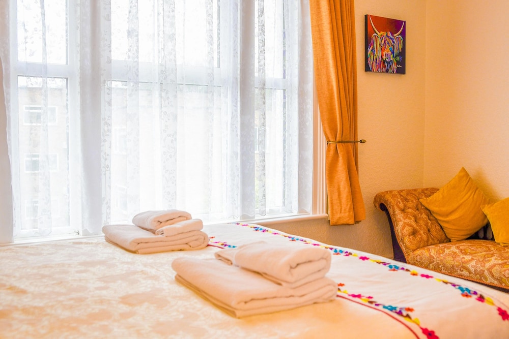 Deluxe Double Room, 1 King Bed photo 3