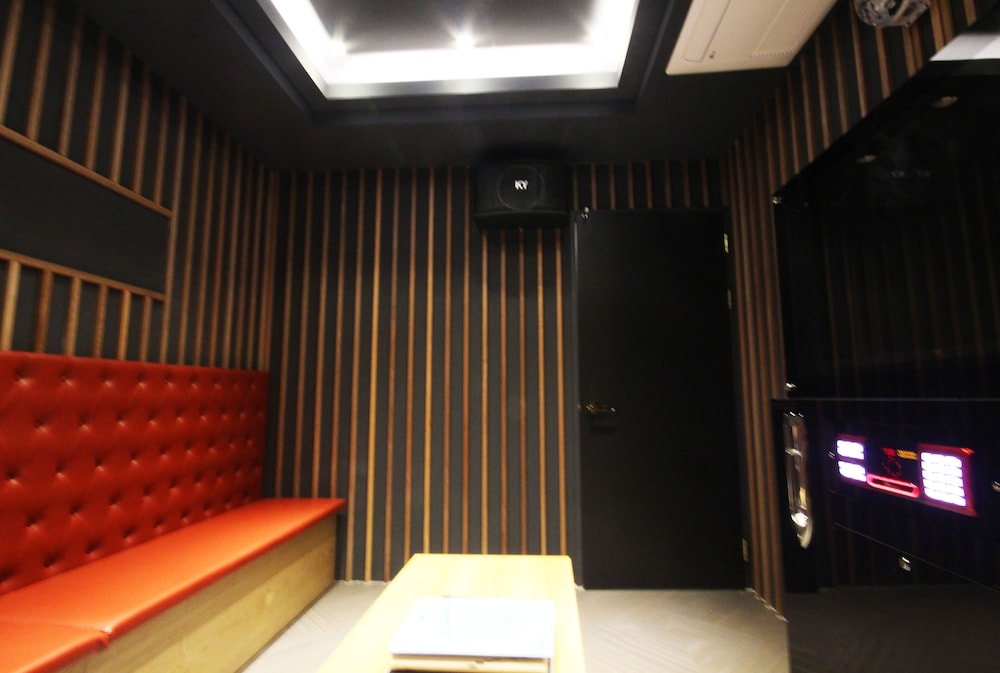 Room (Event, Karaoke) photo 2