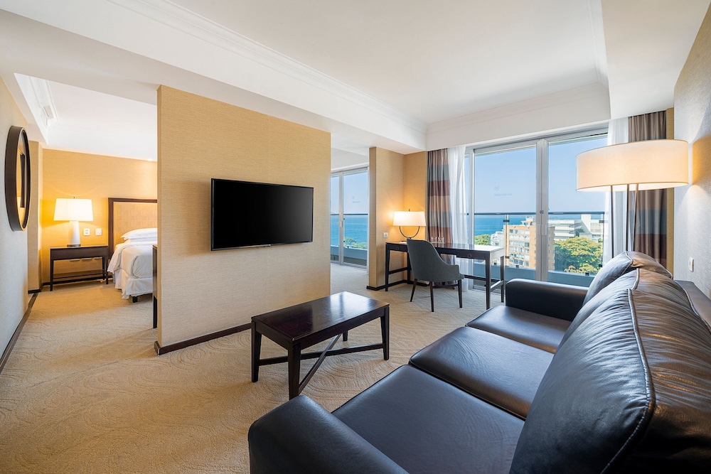 Family Suite, 1 Bedroom, Partial Ocean View - Photo 1