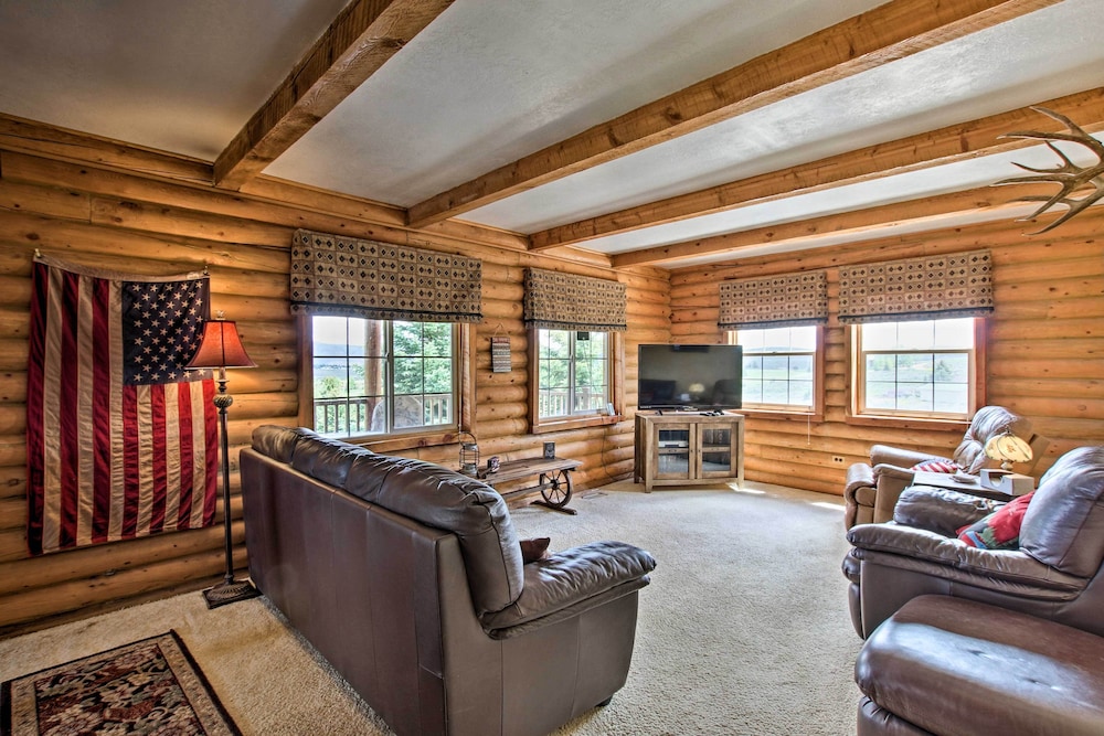 House (4 Bedrooms) photo 1