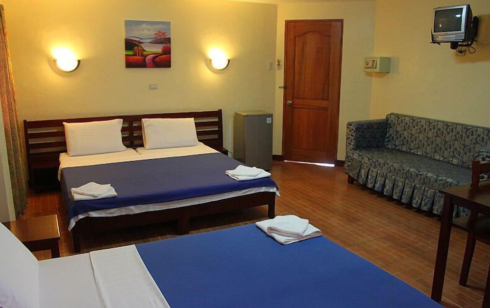 Quadruple Room photo 2