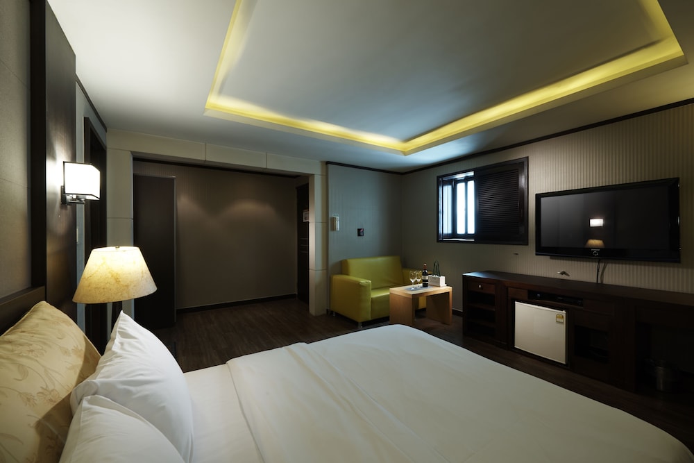 Deluxe Double Room - Photo 2