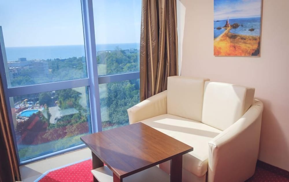 Deluxe Studio, Balcony, Sea View photo 3