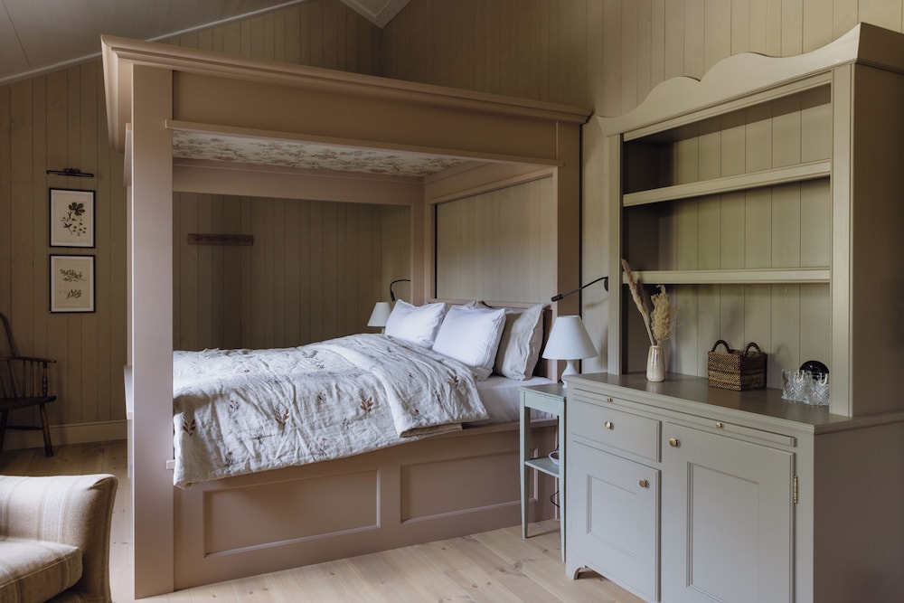 Junior Suite, Garden View