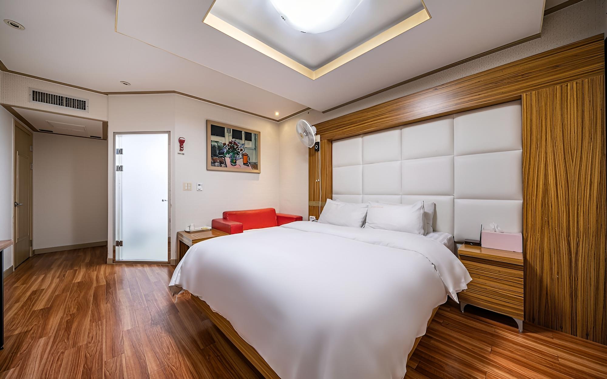 Room (Special Room) - Photo 3