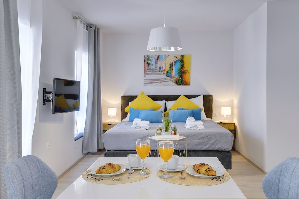 City Studio Suite, 1 King Bed, Non Smoking