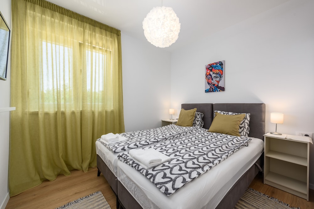 Grand Apartment