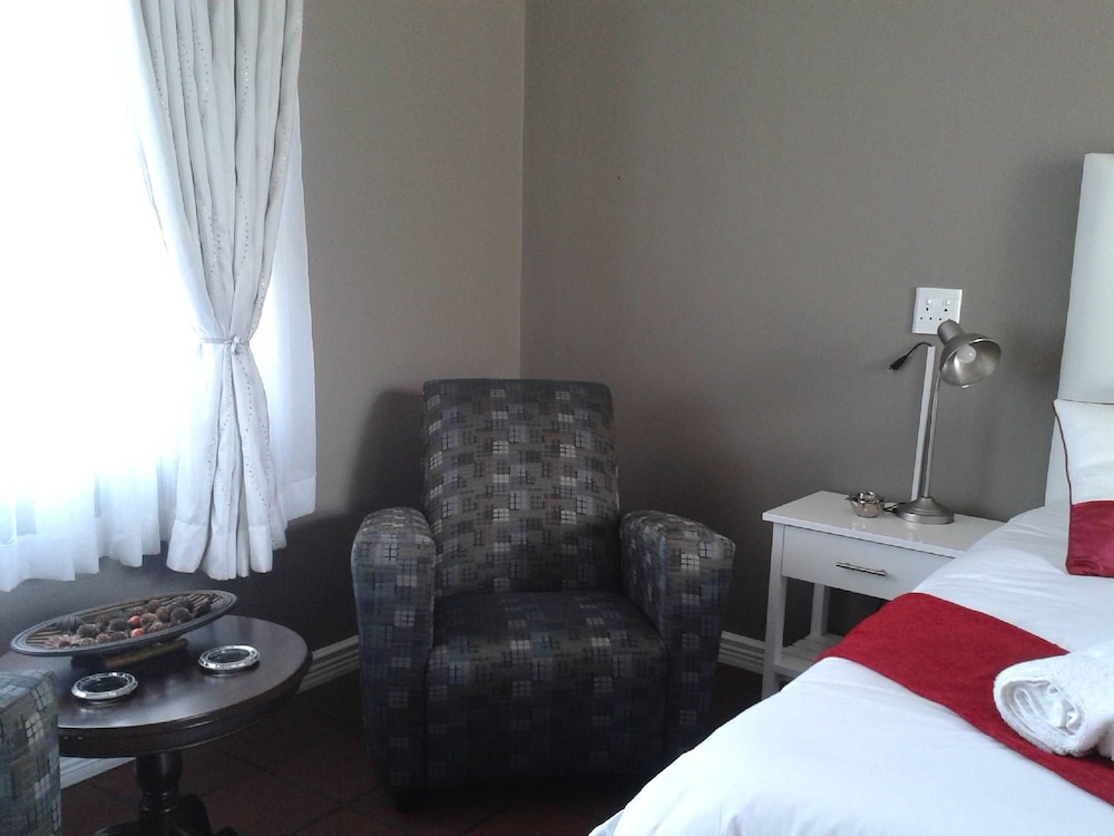 Apartment, 1 Bedroom, Garden View, Garden Area photo 3