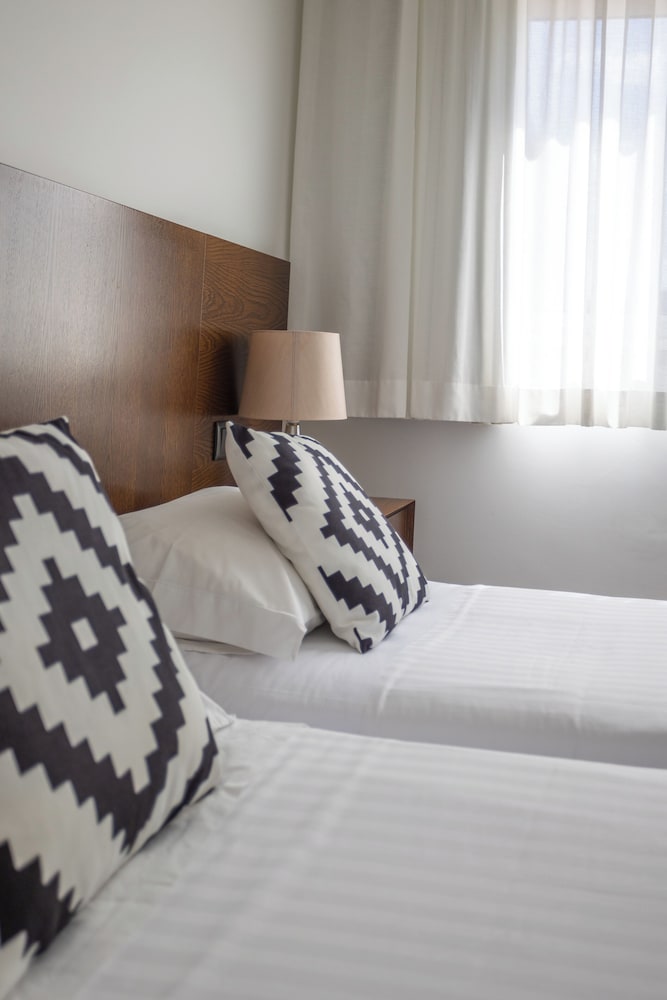Economy Twin Room