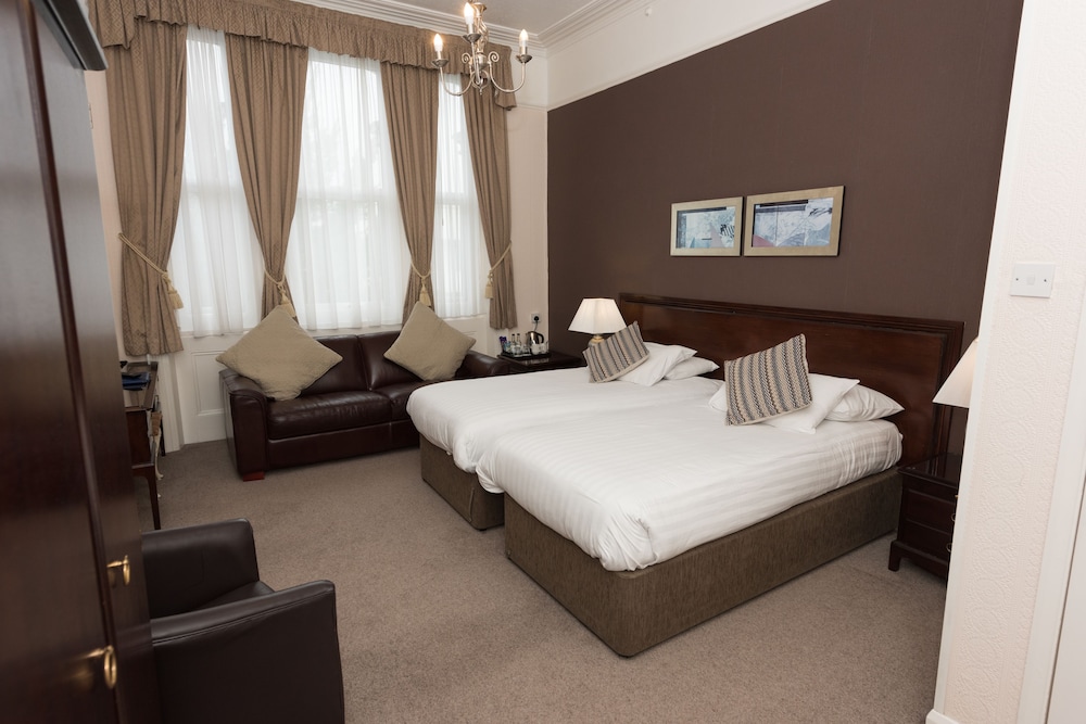 Classic Double or Twin Room photo 3