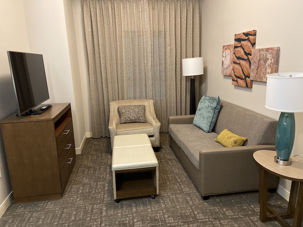 Suite, 1 Bedroom, Accessible Bathtub, Kitchen (Mobility, Accessible Tub) - Photo 4