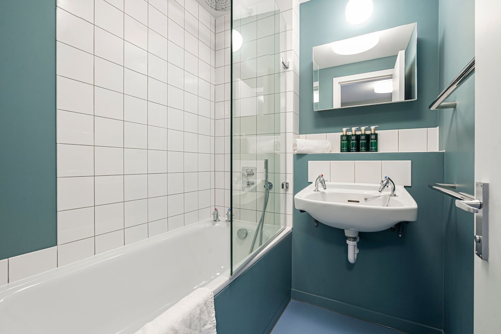Chic Casa con Tre Camere da Letto a Poplar, Foto 27