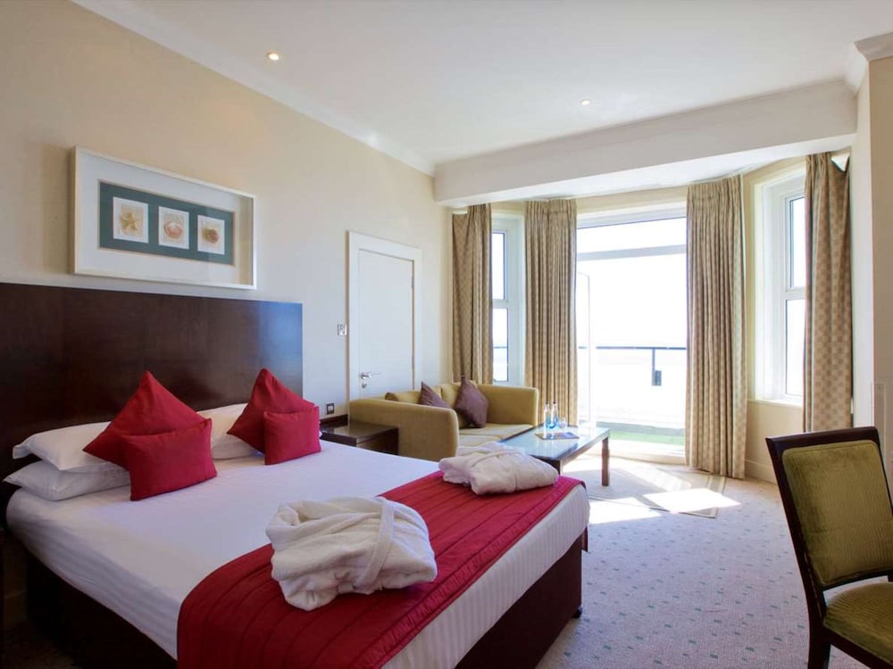 Family Room, Multiple Beds, Non Smoking - Photo 1