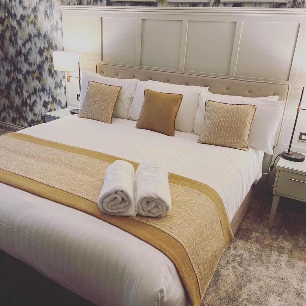 Club Room, 1 King Bed photo 1
