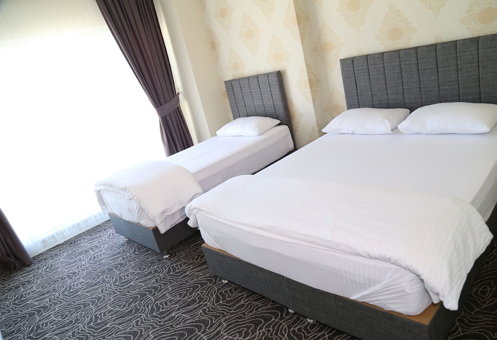 Luxury Apartment, 2 Bedrooms, Accessible, Smoking photo 1