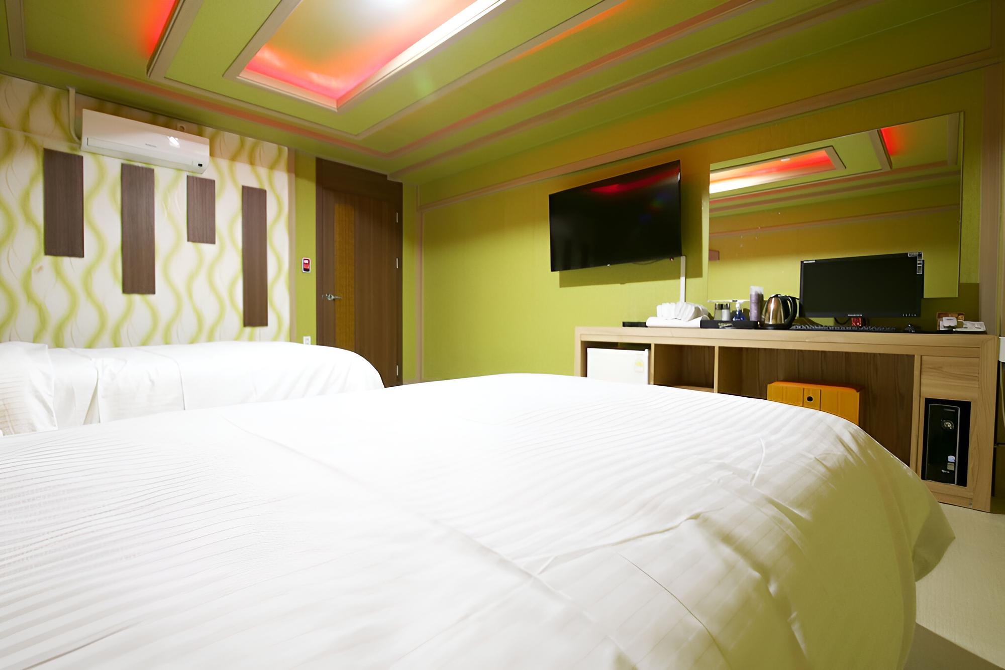 Room (Family (two rooms)) photo 2