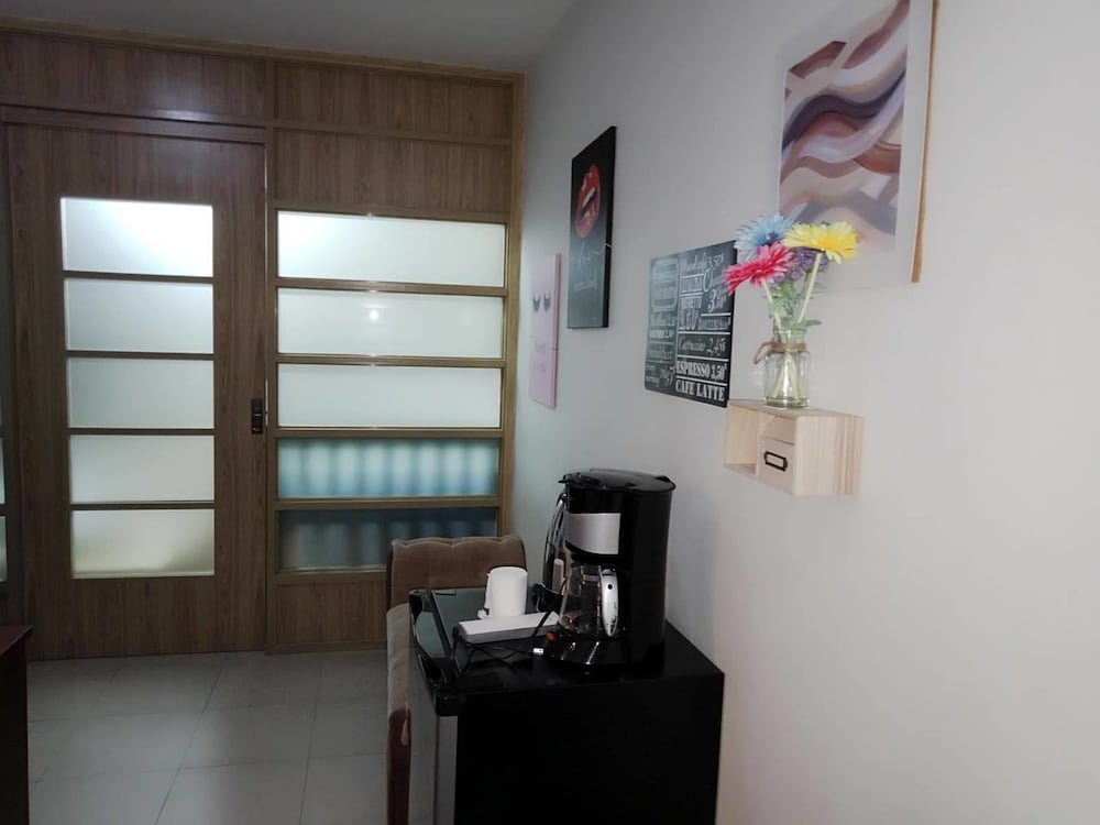 City Condo, 1 Bedroom photo 2