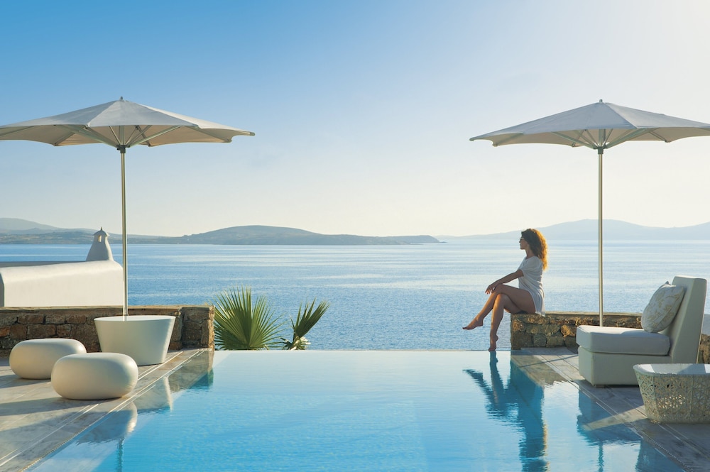 Signature Suite, Private Pool photo 3