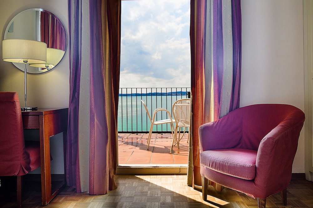 Double Room, Balcony, Lake View - Photo 5