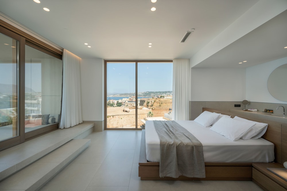 Executive Suite Sea View