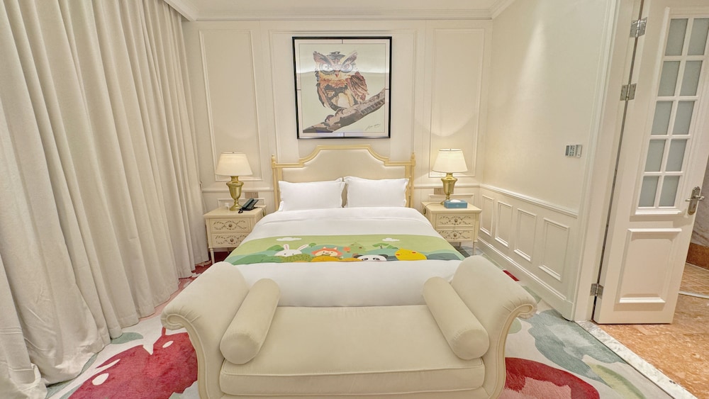 Luxury Triple Room, Non Smoking