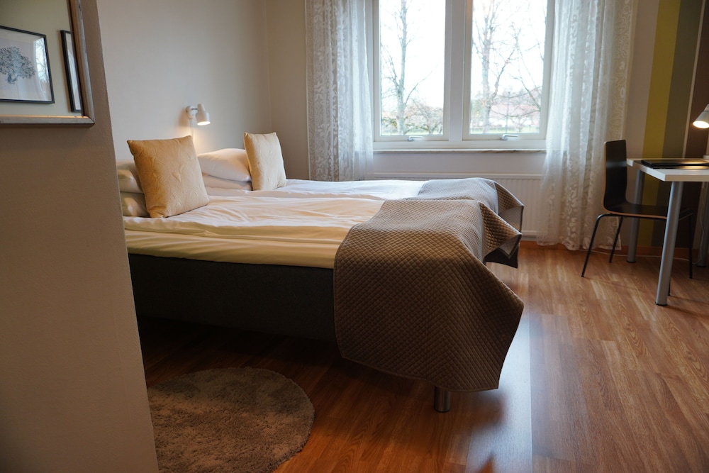 Standard Twin Room, Annex Building photo 2