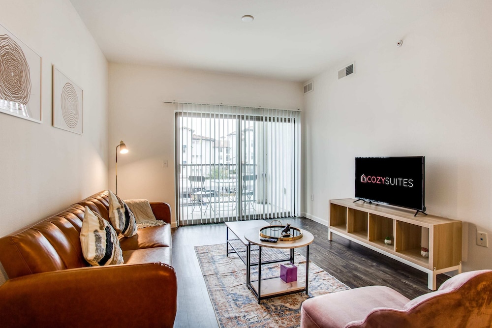 Apartment photo 2