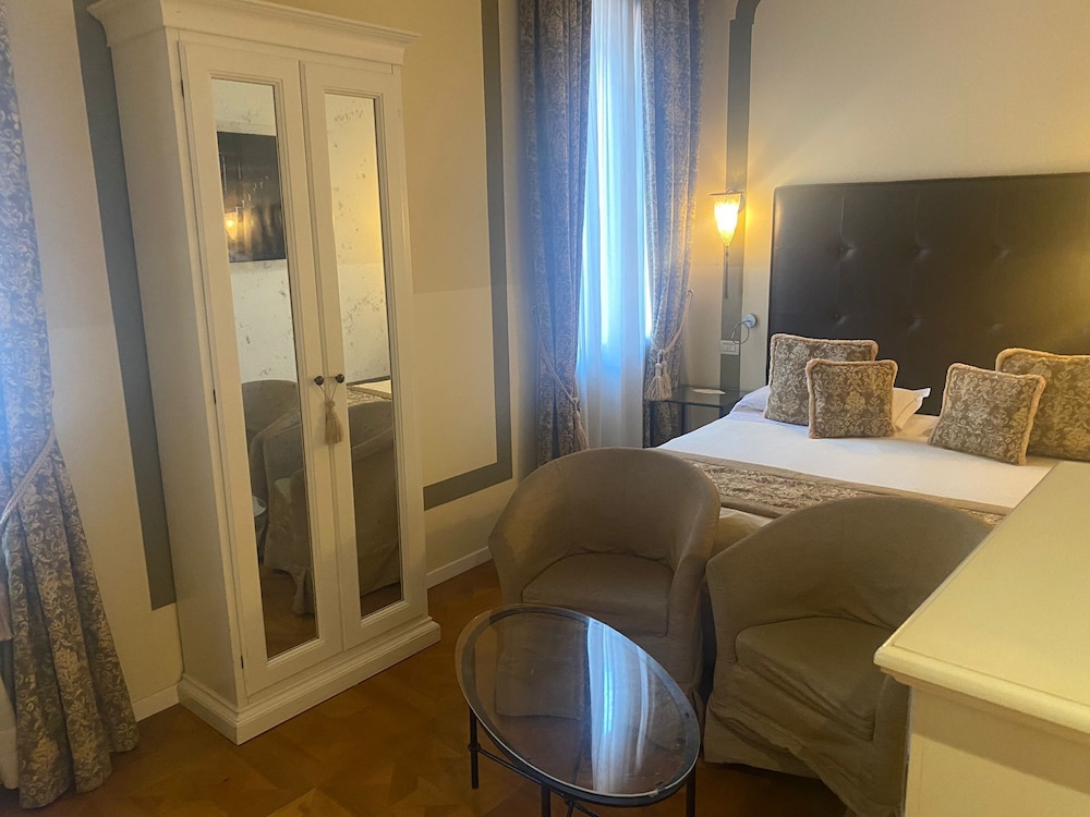 Available room