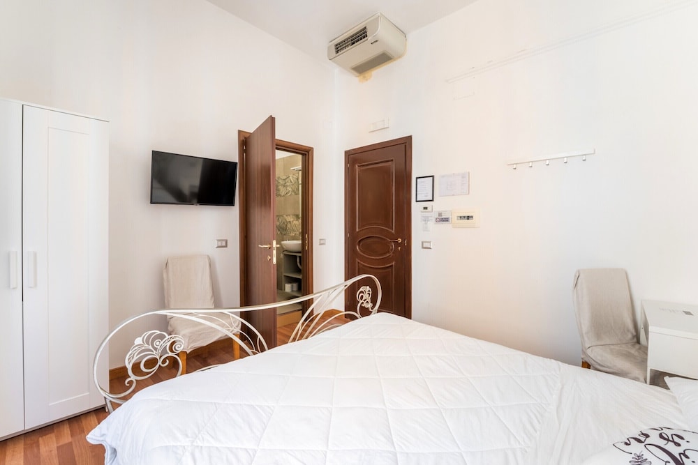 Classic Room, Ensuite (Camera Standard) photo 2