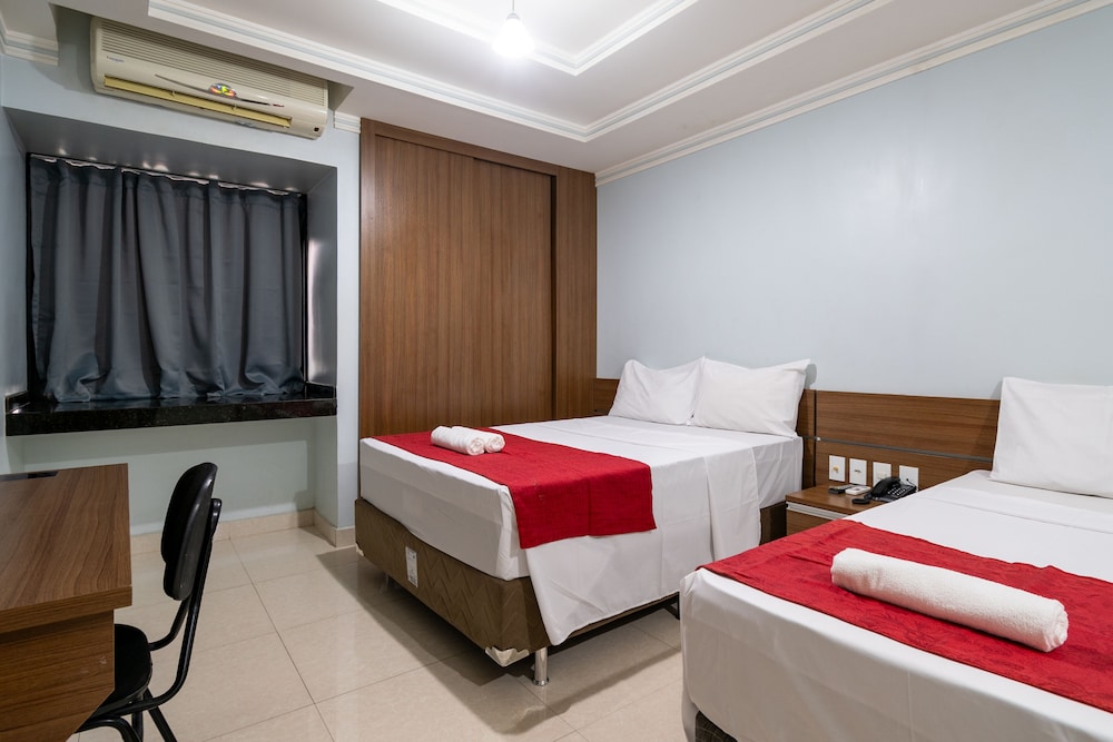 Standard Twin Room - Photo 10