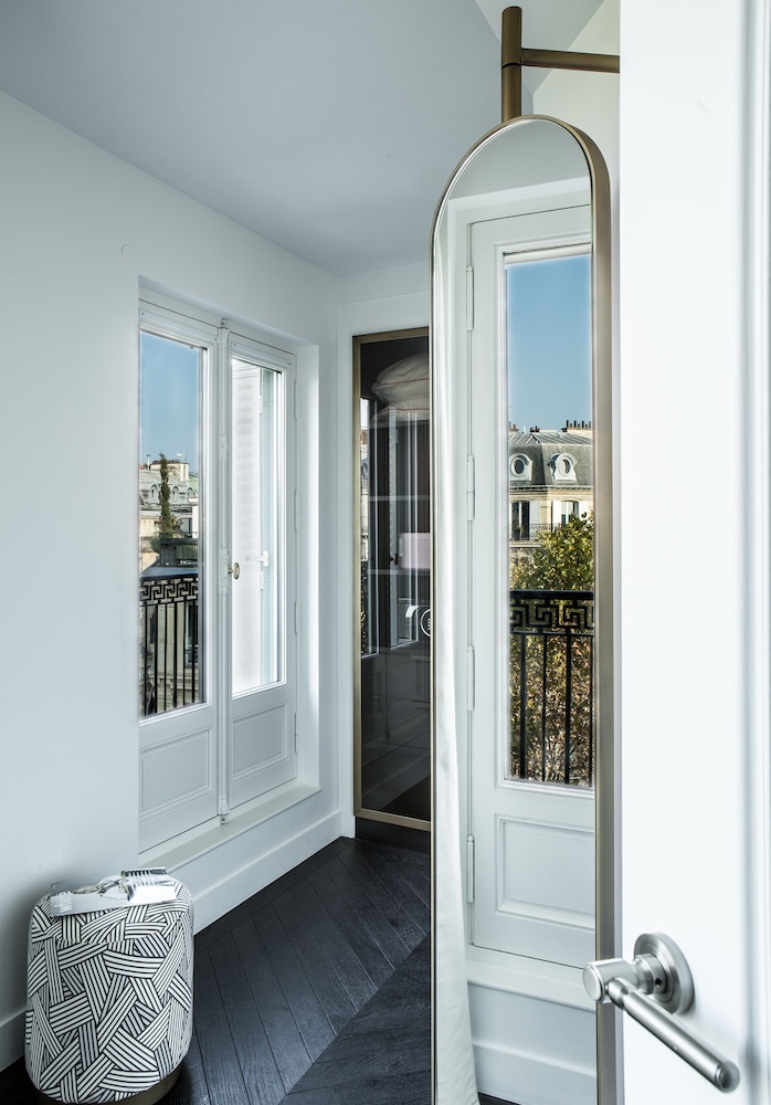 Chambre Deluxe Vue Tour Eiffel