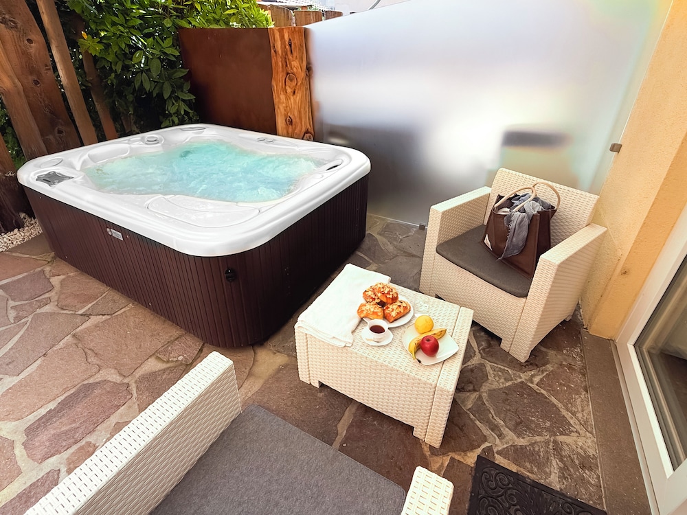 King Deluxe with Exclusive SPA Hot Spring photo 3