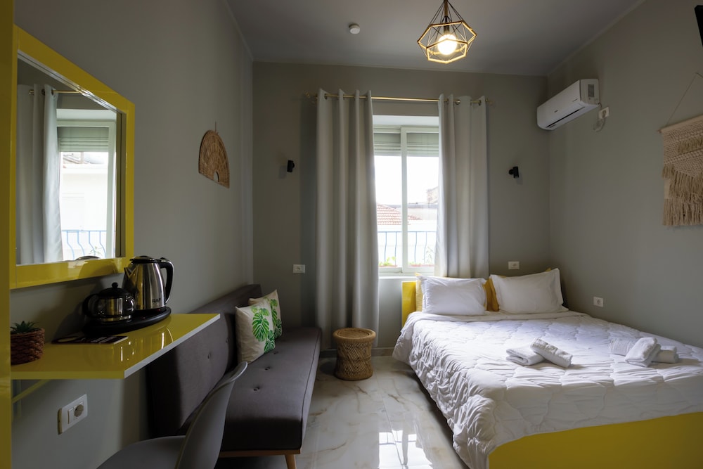 Deluxe Double Room, City View