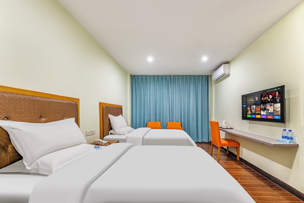 Business Suite photo 2