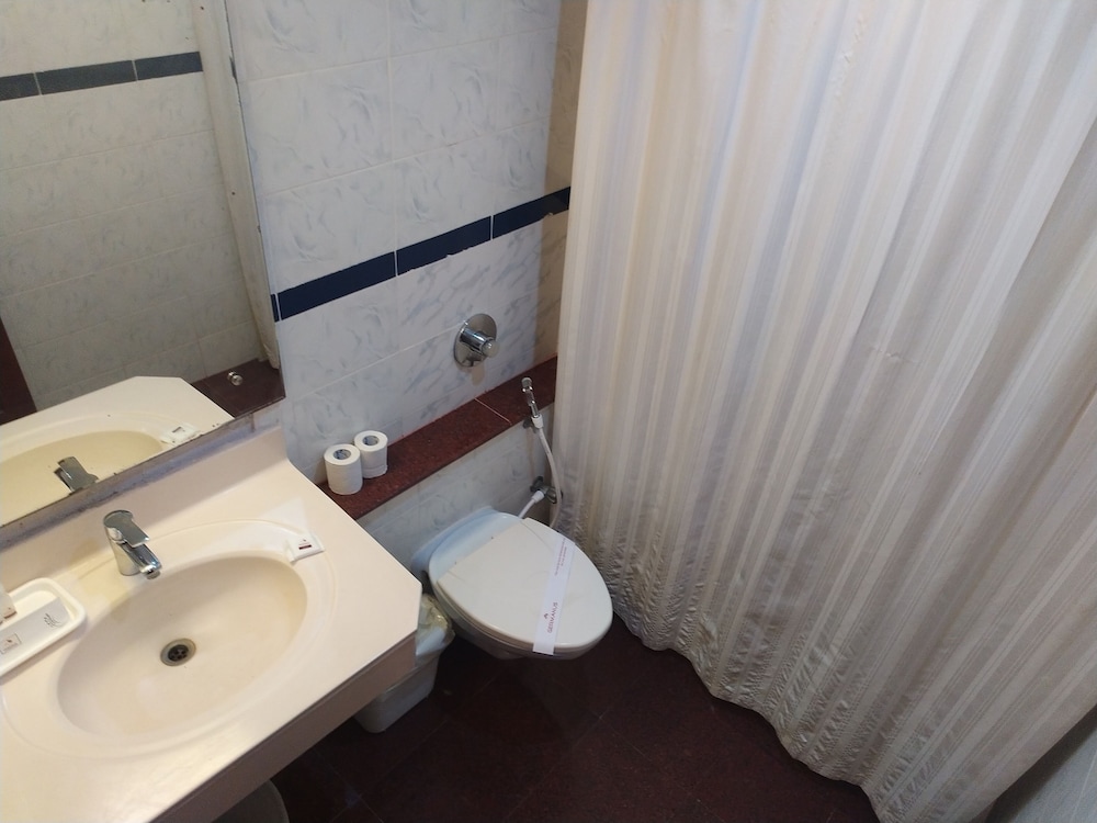 Standard Double Room - Photo 14
