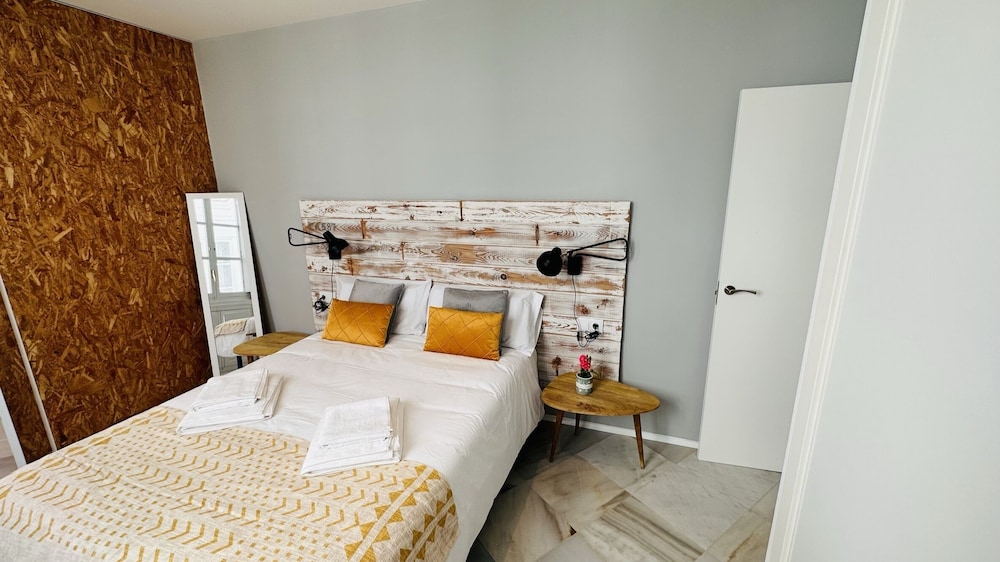 Grand Apartment