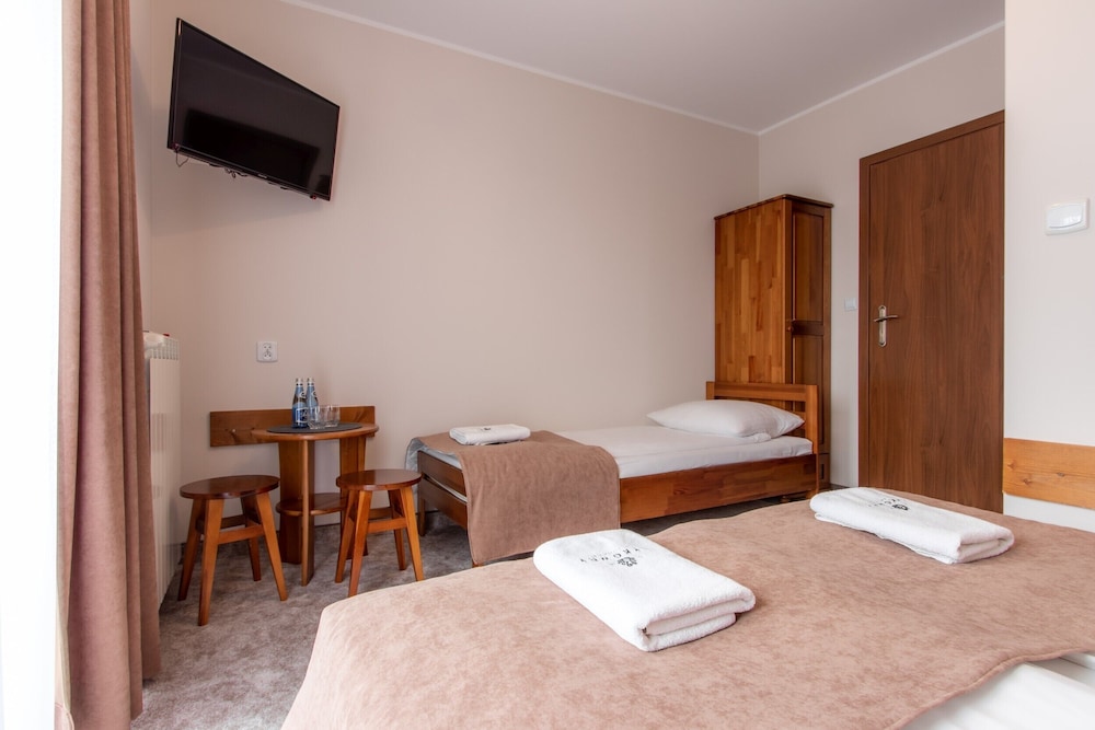 Triple Room, Balcony photo 3