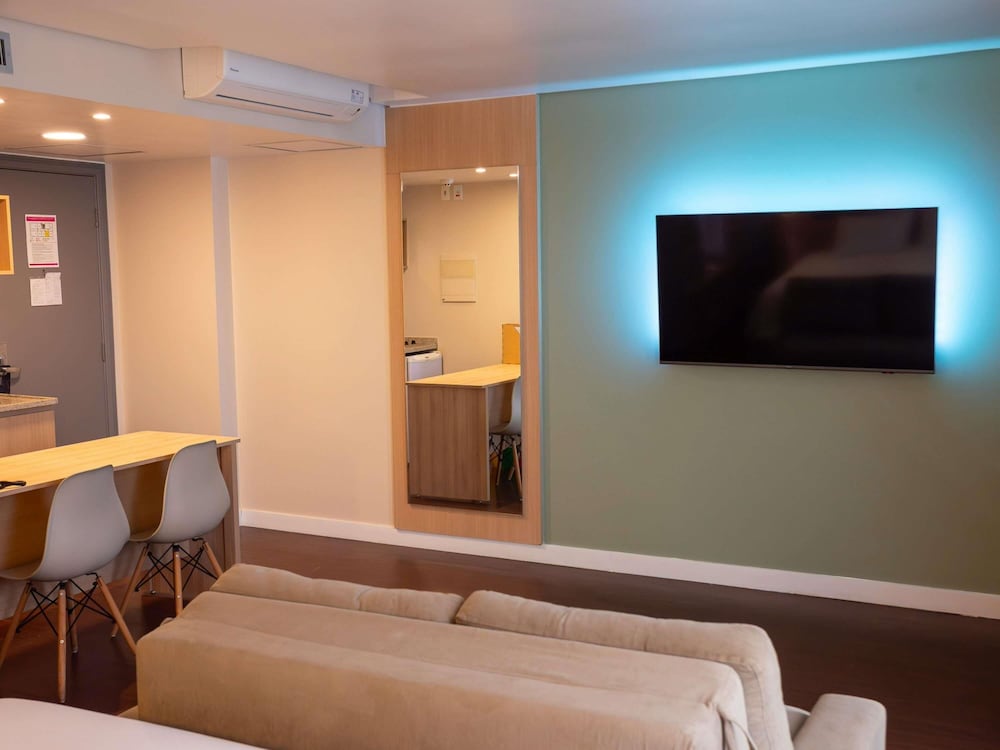 Privilege Room, 1 Double Bed and Sofa, Executive Floor photo 2