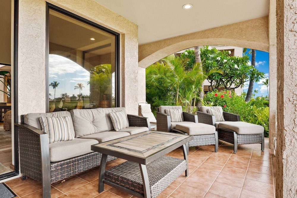 Villa, Multiple Beds, Lanai, Golf View (Shores 19 - 2 Ensuite & Loft) photo 2